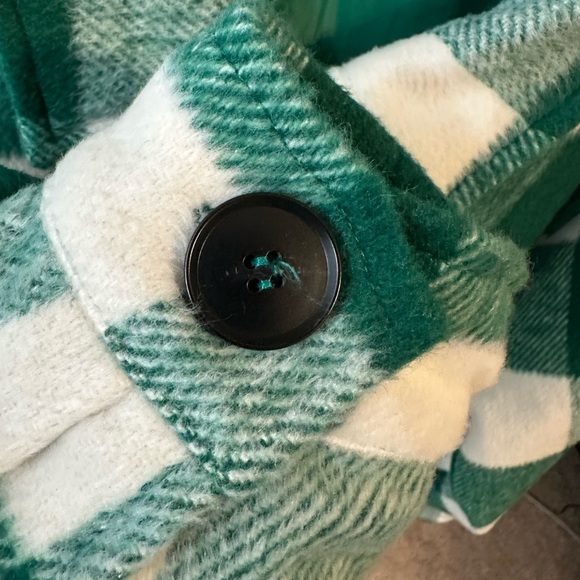 Plaid flannel jacket NWOT - Picture 8 of 13